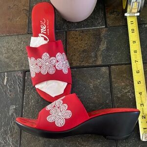 ONEX Red  Embellished‎ Women's Slide Sandals Wedges size 8